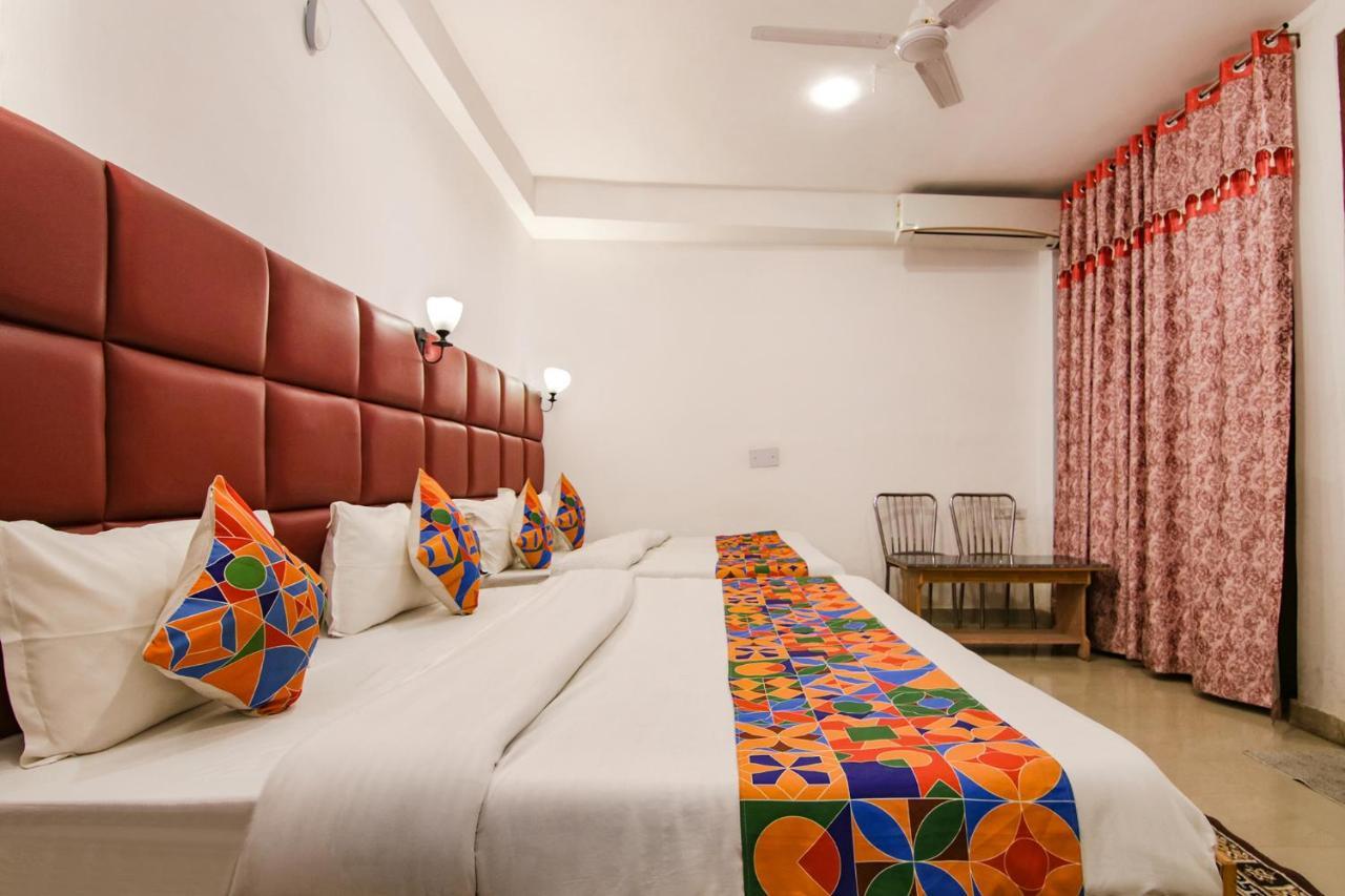 Fabhotel Grover Kangra Extérieur photo